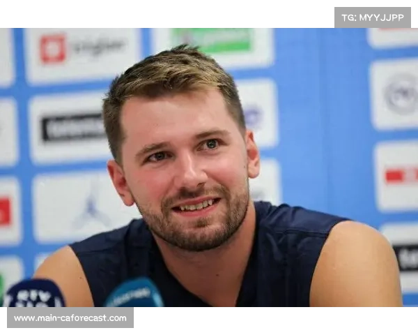 东契奇通过减重提升体能詹姆斯称赞其进步并表示为后辈感到骄傲